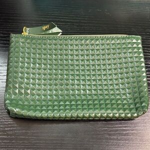 💍 2 for 12 💍 Ipsy Green Textured Pouch